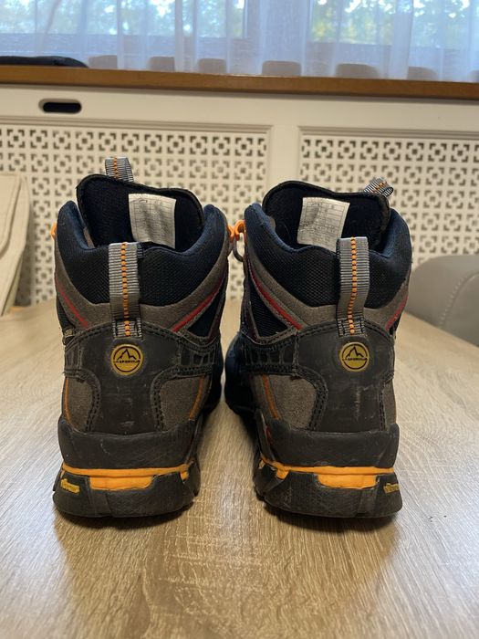 Bocanci La Sportiva Hyper Mid GTX – mărimea 39