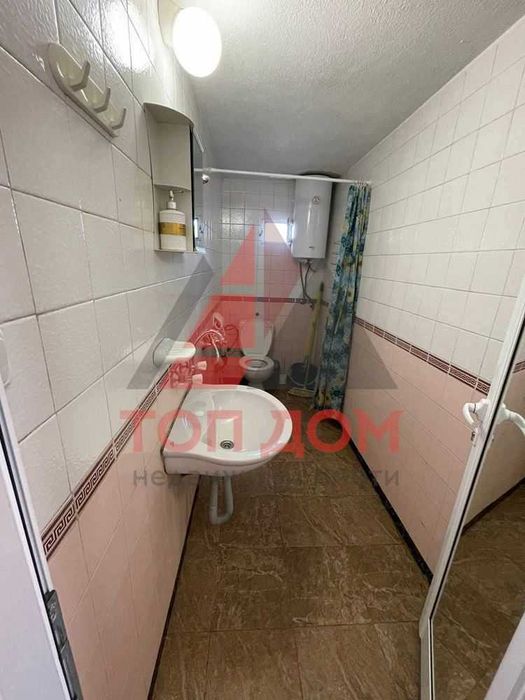 Дава се под наем Четиристаен апартамент в Варна, Център - 90 кв.м за 612 € - Снимка #9