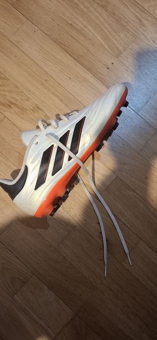 Papuci fotbal gazon natural