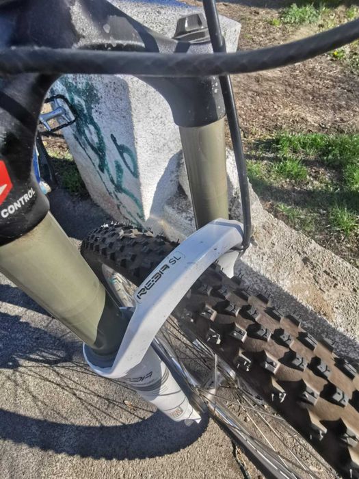 bicicleta cube ltd race