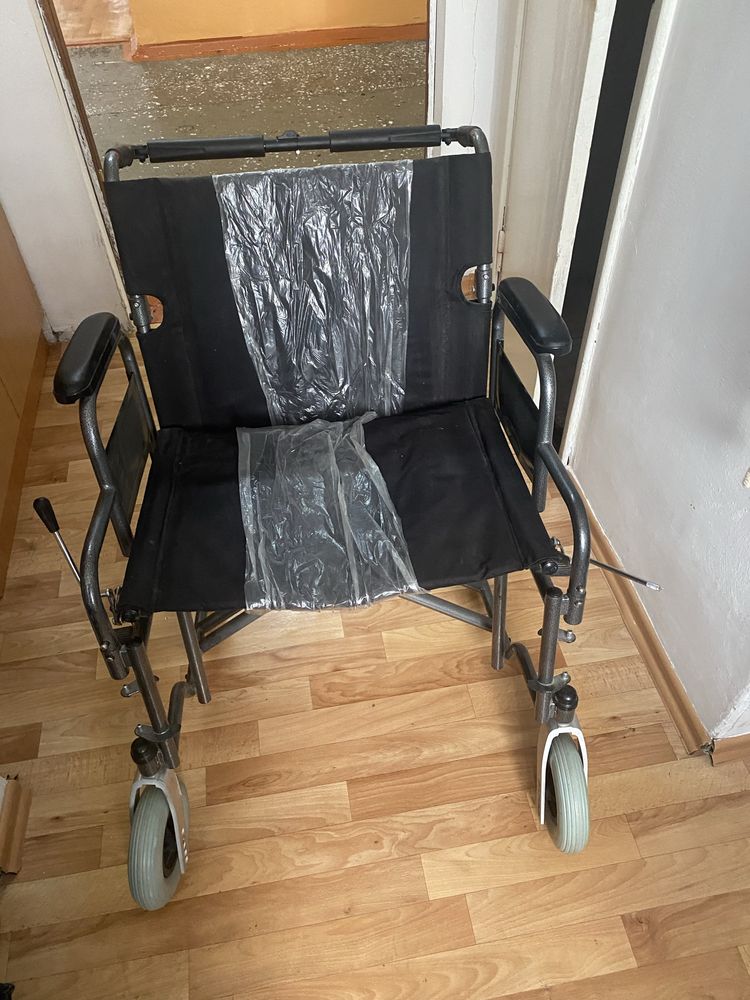 Инвалидное кресло большого размера