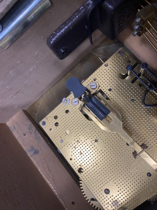 стенен часовник с месингова украса Германия 1950-1960 г.