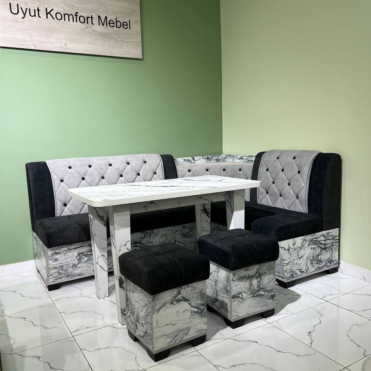 Скидка.Кухонный уголок сундук, имеется рассрочка.
