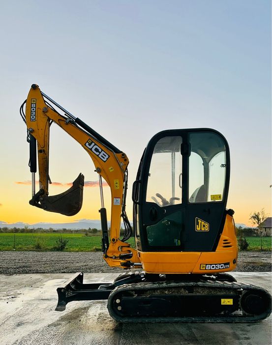 Miniexcavator jcb/an2011/motor perkins