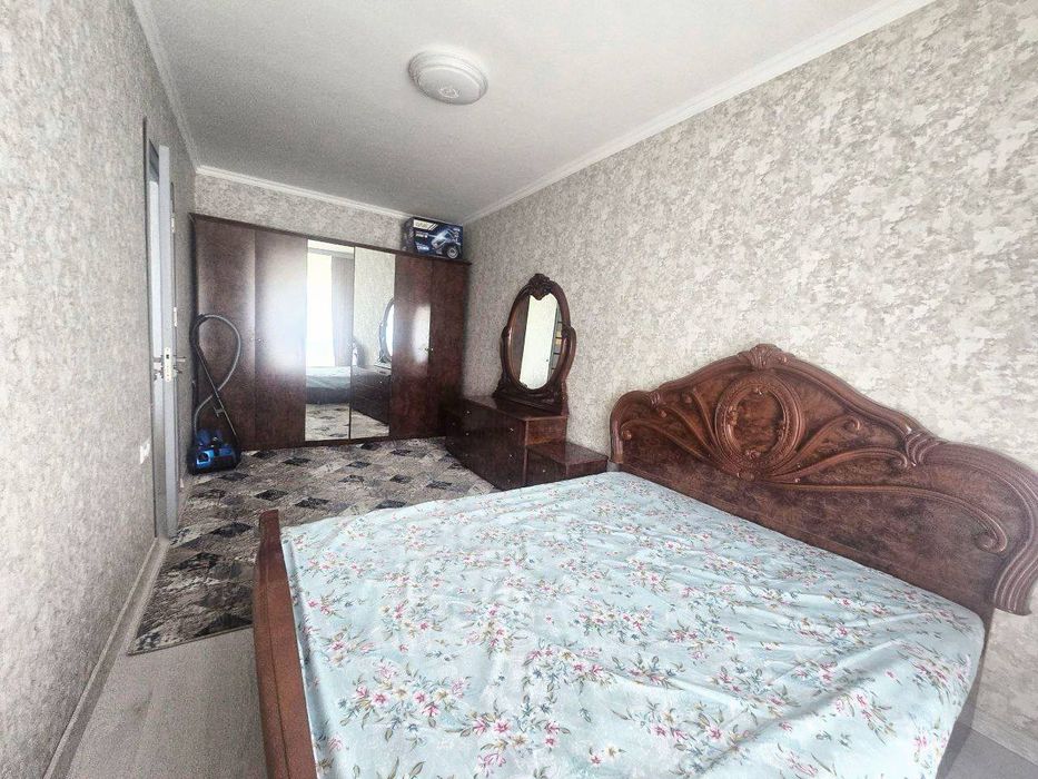 Alisher Navoiy universititi yonida