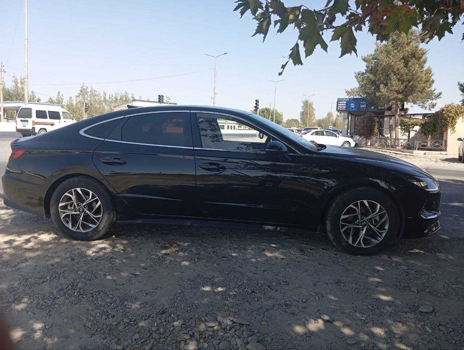 Hyundai Sonata tezda sotiladi 2022-yil edial holatda narxi kelishiladi