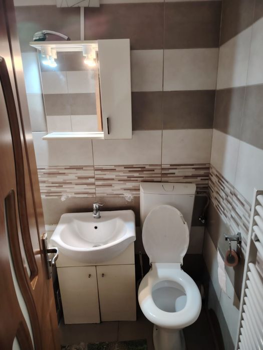 Închiriez apartament 2 camere
