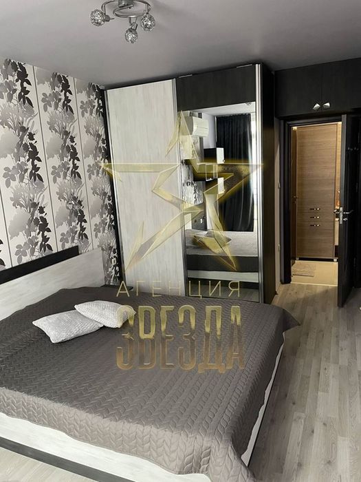 Продава се Тристаен апартамент в Пловдив, Христо Смирненски - 80 кв.м за 1913 €/кв.м - Снимка #1