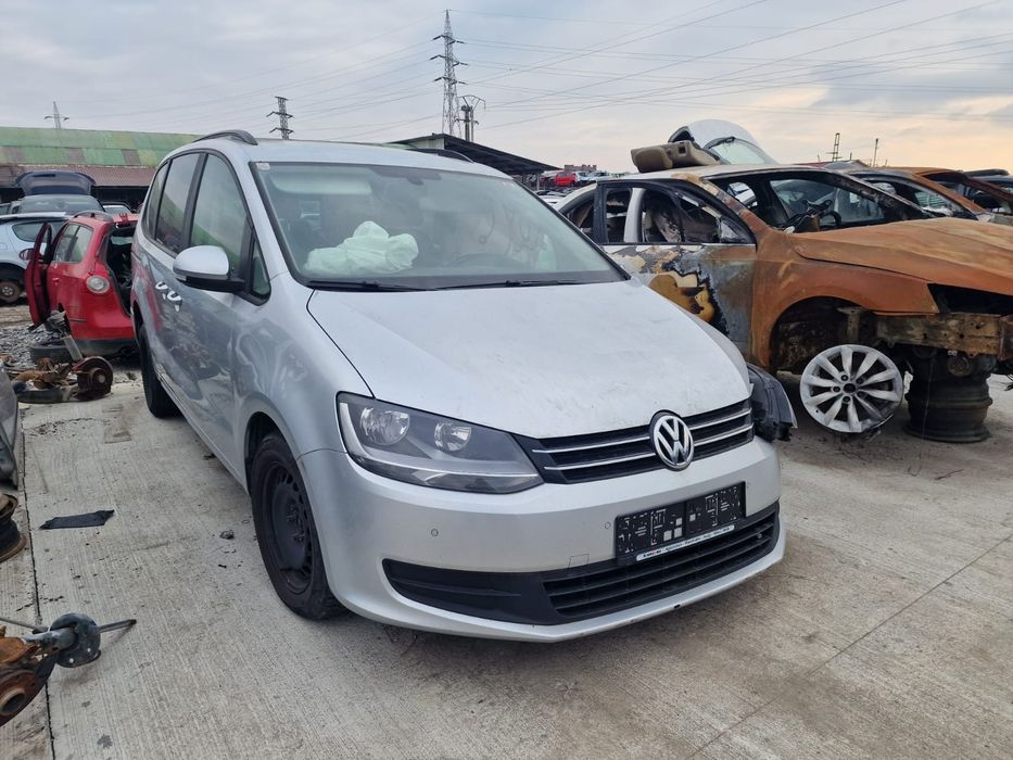 Dezmembram Volkswagen Sharan 2012 2.0tdi CFF Manual