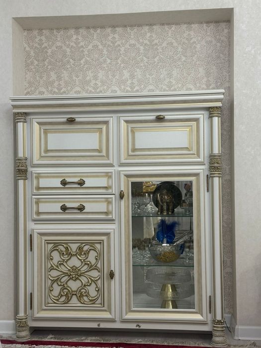 Комод для гостиной