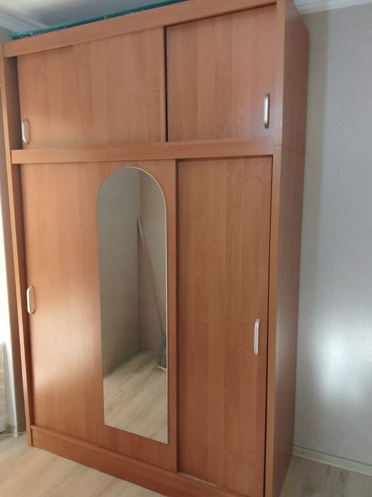 Продам шкаф в хорошем состоянии