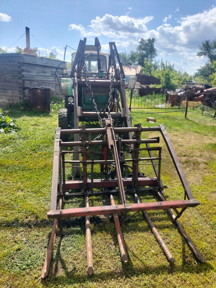 Трактор ЮМЗ с куном