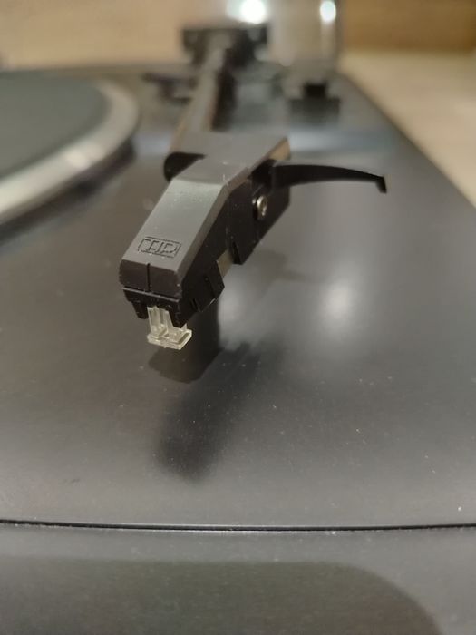 Грамофон KENWOOD KD 48F пълен автоматик.