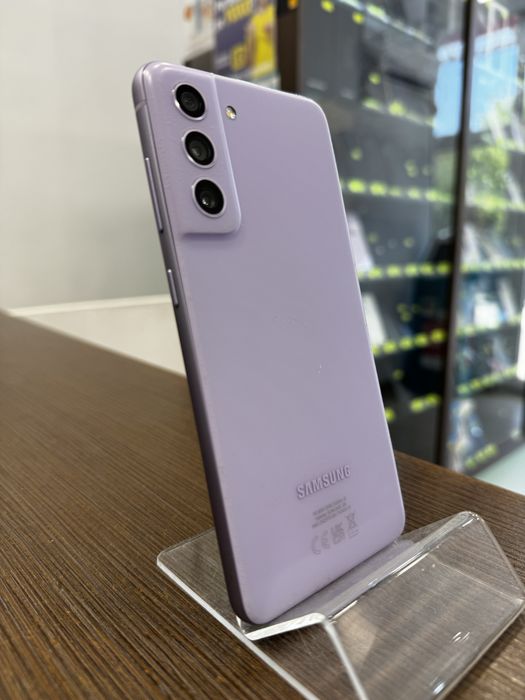 Samsung S21 FE 5G / 128GB / Impecabil / Garantie 12 luni