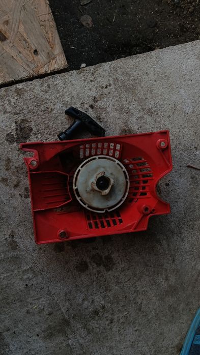 Vând demaror drujba Micul pădurar