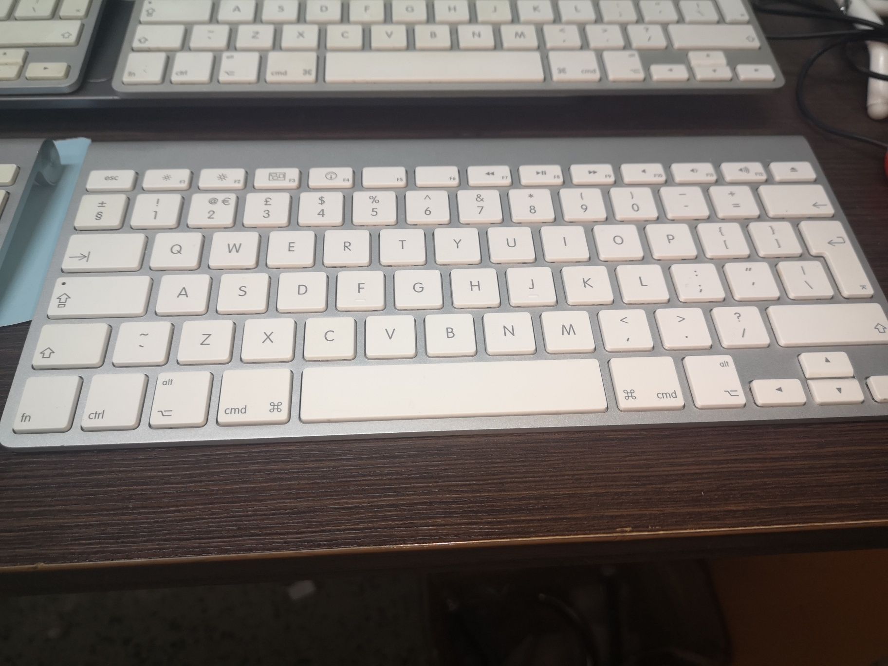 Apple magic keyboard Bluetooth wireless безжична клавиатура епъл