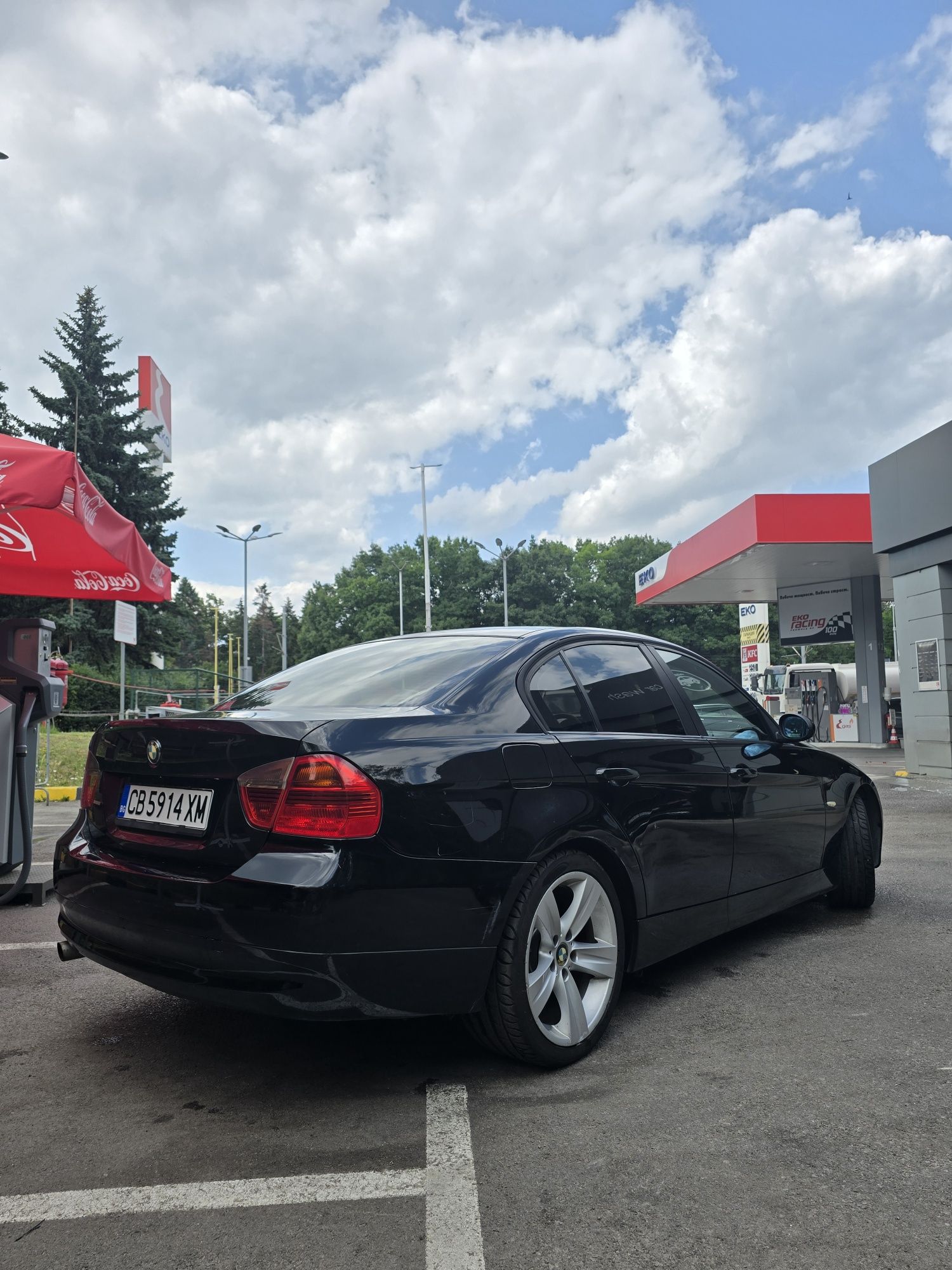 BMW E90 318i 129к.с. (Седан)