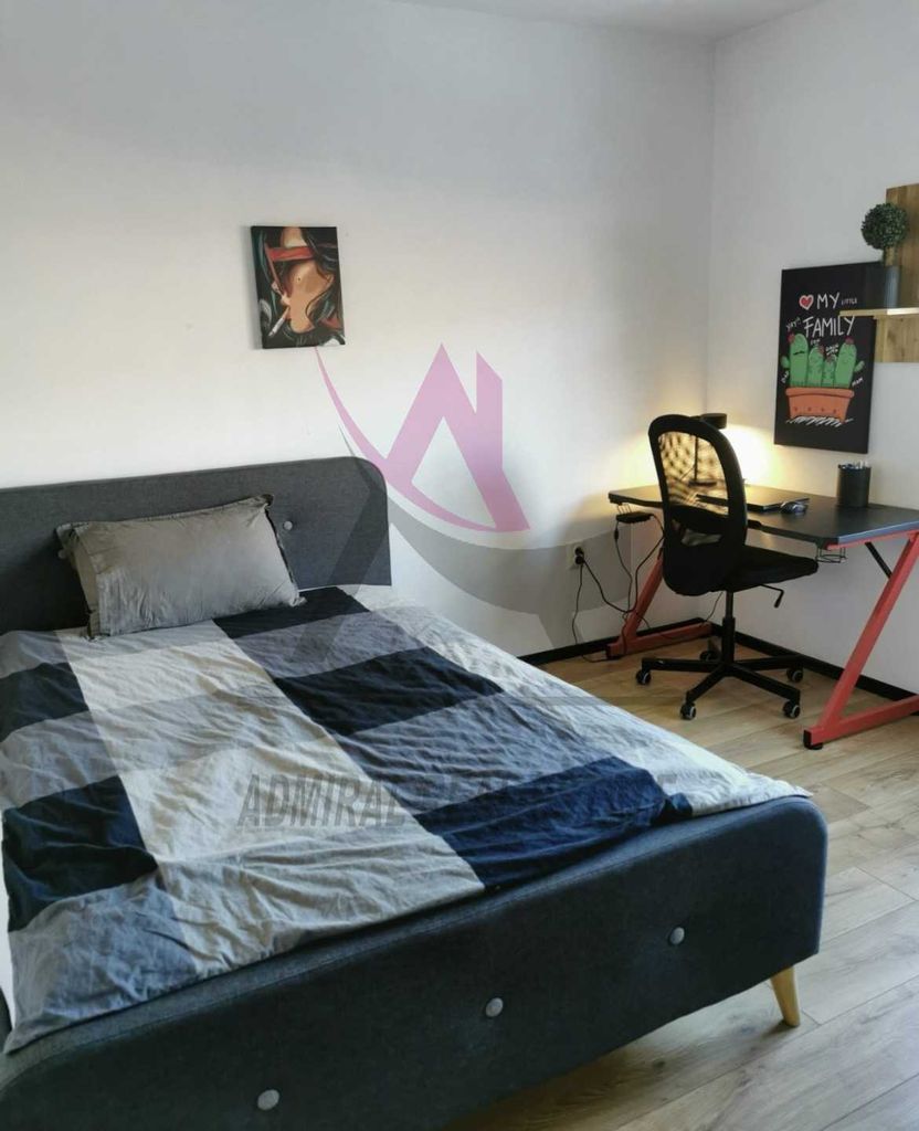 Продава се Тристаен апартамент в Варна, Възраждане 4 - 133 кв.м за 1918 €/кв.м - Снимка #5