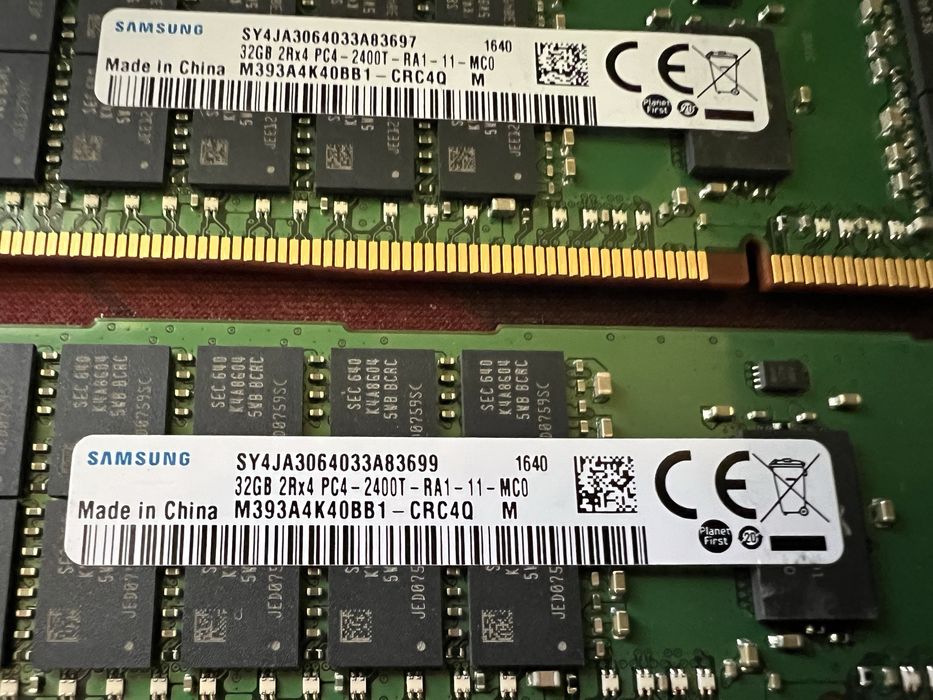 Kit Memorii DDR4 Samsung 128GB(4x32) 2400T ECC Registered server/work