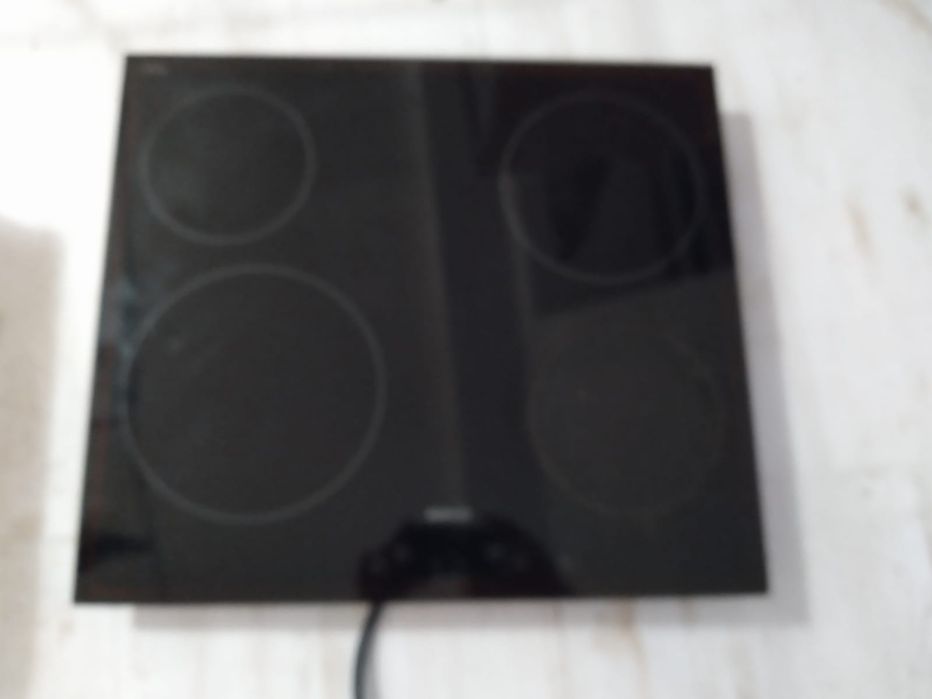 Plita vitrina ceramica Beko