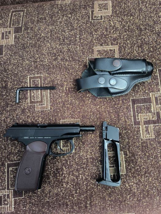 Pistol airsoft full metal blowback