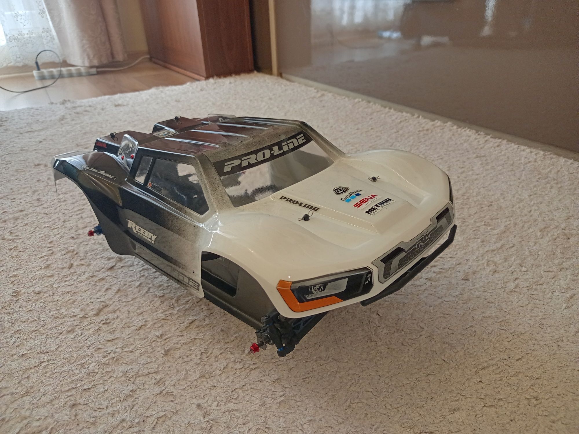 Vand automodel Team Associated RC10SC6 (radiocomanda, RC, masinuta)