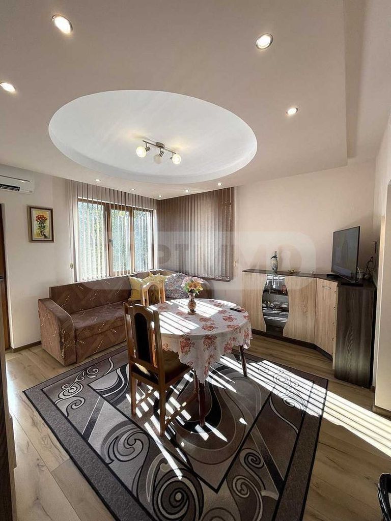Продава се Етаж от къща в Варна, Галата - 147 кв.м за 1259 €/кв.м - Снимка #1