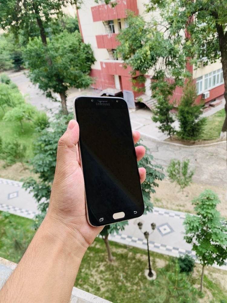 Galaxy j7 sotiladi