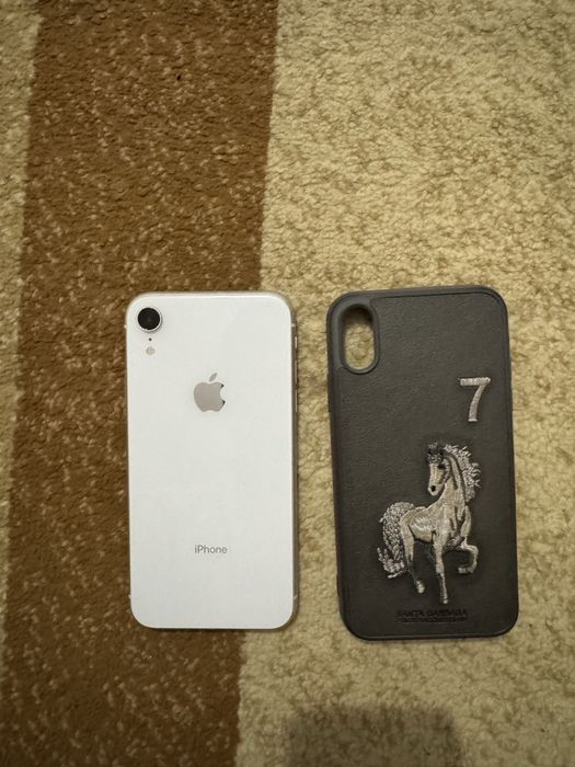 Продаю айфон Хр в отличном состоянии