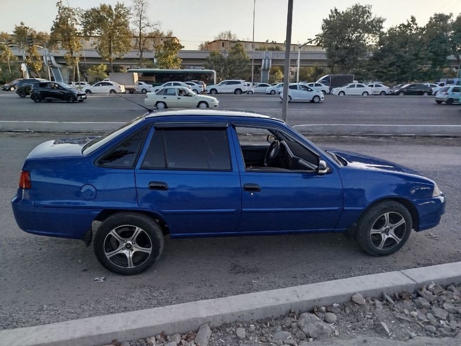 Нексия 2 в отличном состоянии