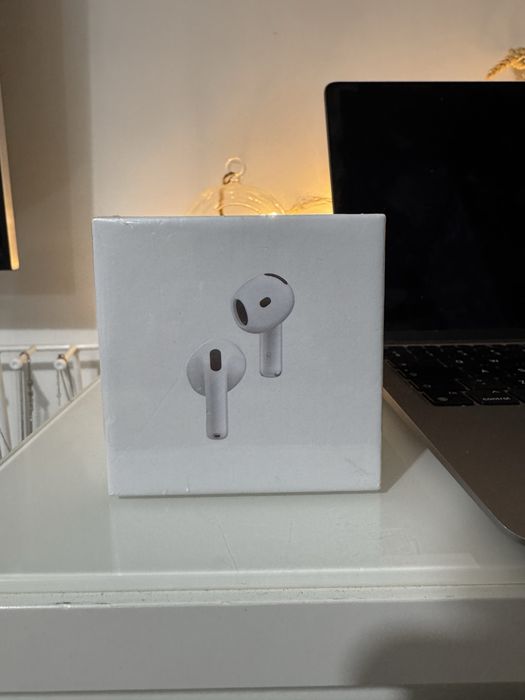 Casti bluetooth AirPods 4