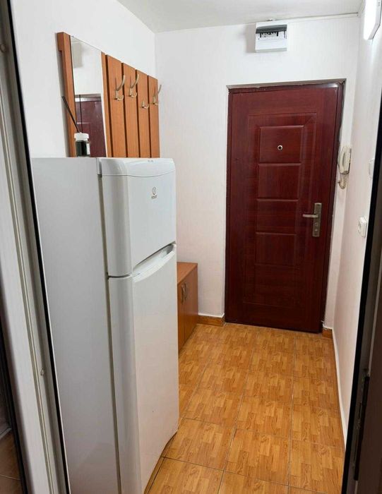 Garsonieră Str Tineretului, utilată, 1.300 lei/lună