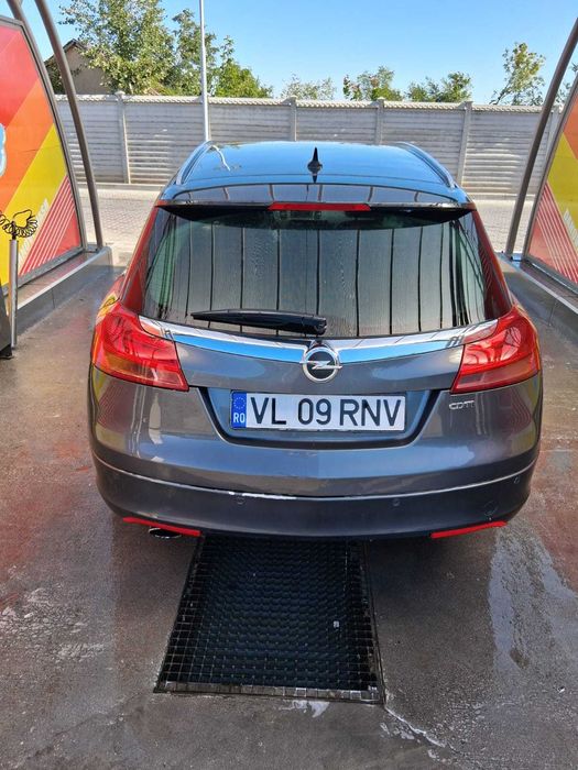 Opel Insignia 2.0 CDTI, 163 CP, Break – 2009