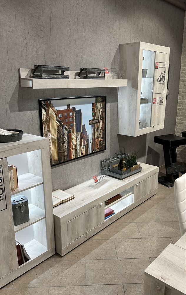 Mobila living proveniență Italia