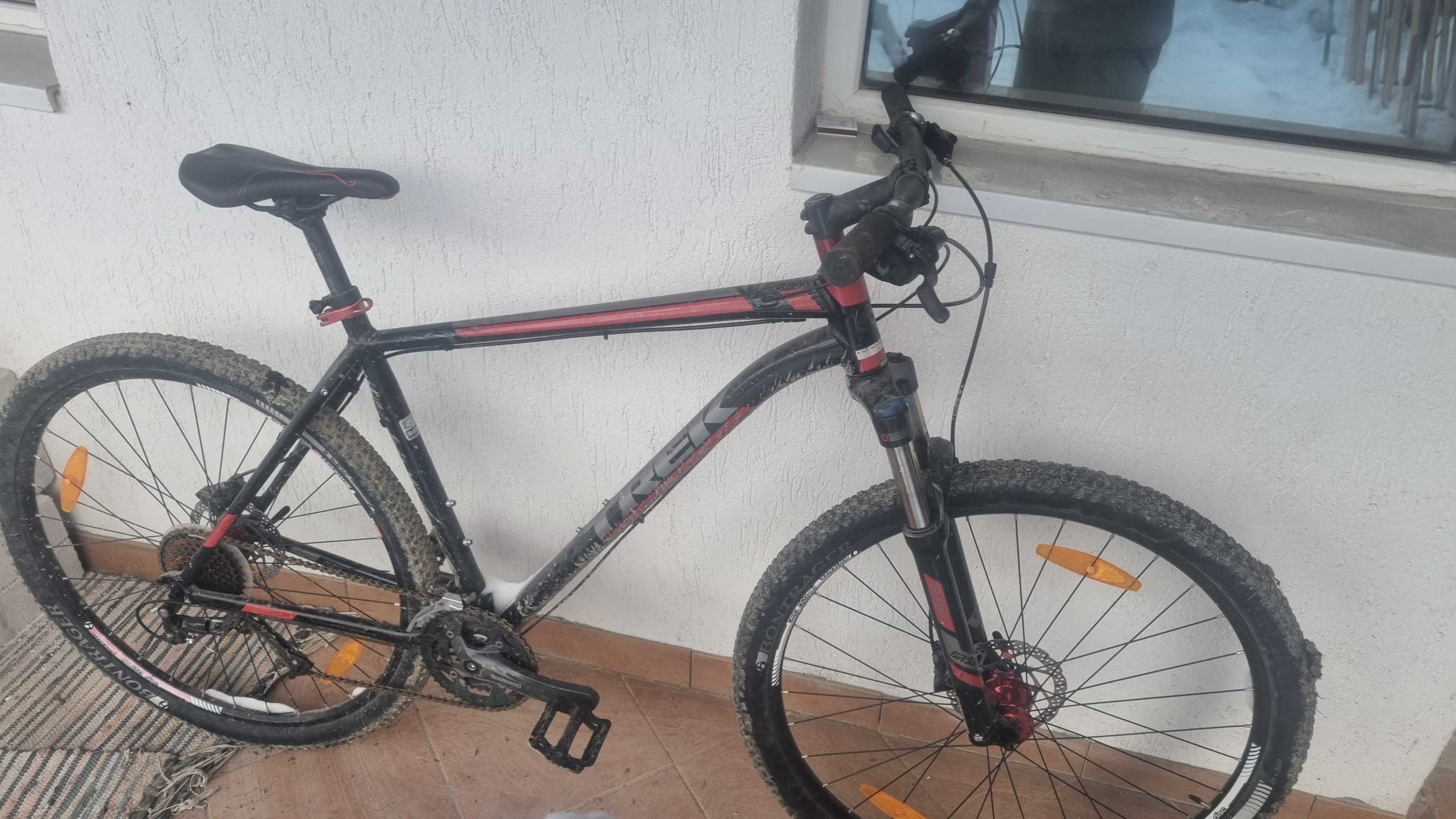 Vand 2 bicicleta  una xcaliber7  pitin folisita si una felt 1000