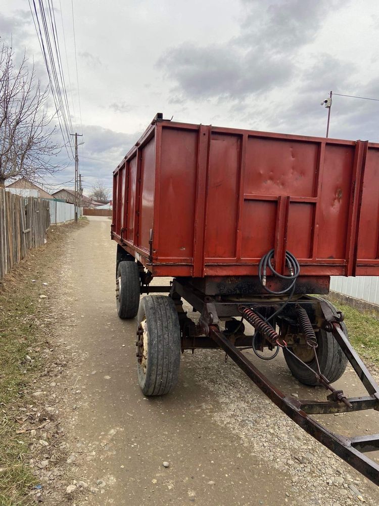 Remorca auto basculabila  de 5 tone