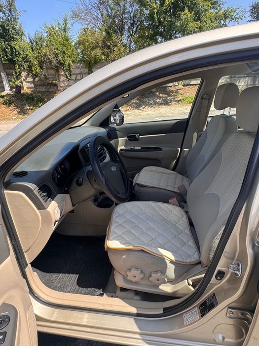 Hyundai Accent 2008, 50.000km, manuala