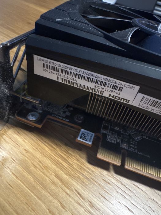 Sapphire nitro+ radeon rx 5700 xt 8GB Gddr6