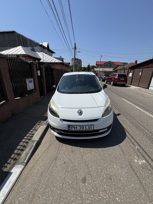 Renault scenic bose edition