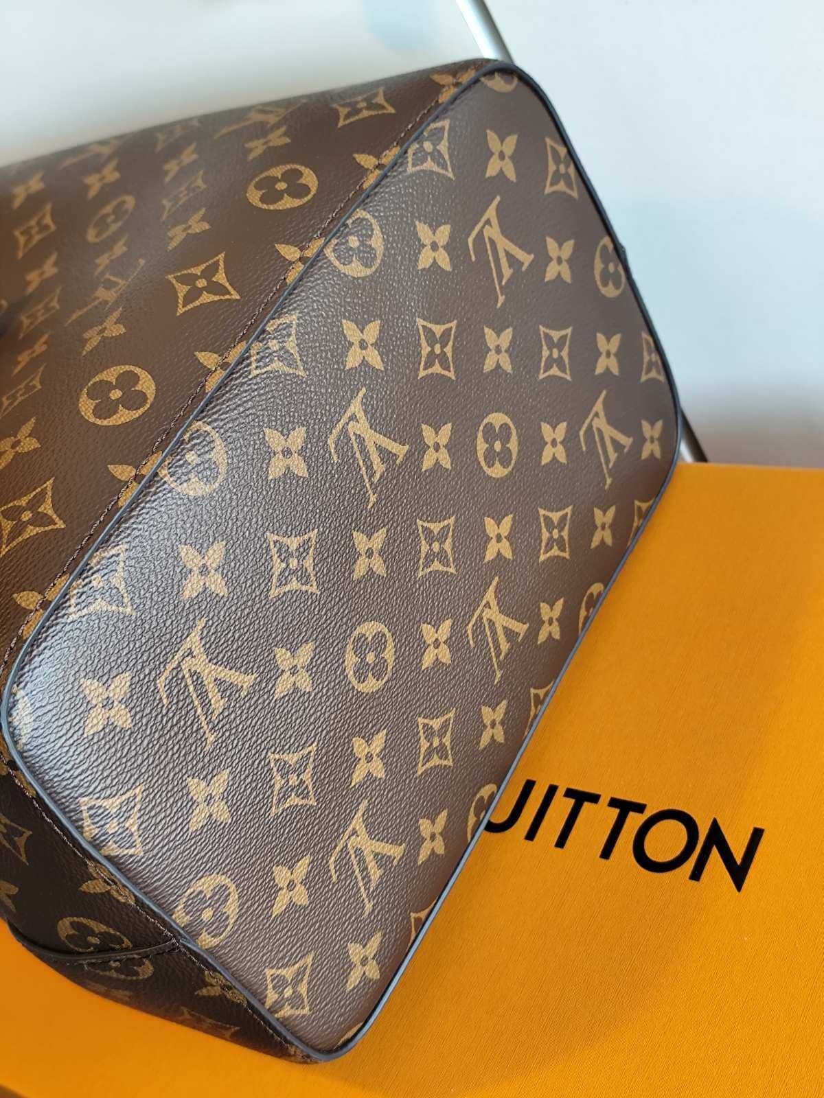 Louis Vuitton NéoNoé MM Дамска Чанта с Подвижна регулируема Презрамка