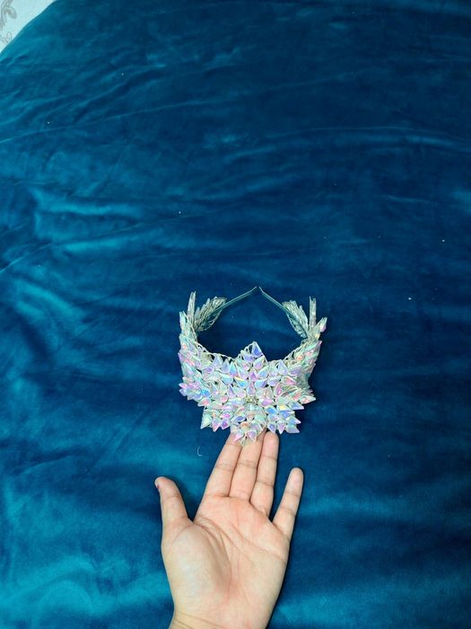 Xrustal toshlik diadema