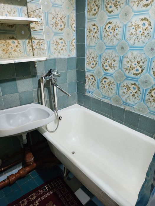 Сотилади Чилонзор 23 квартал 2 хонали 54 КВ м