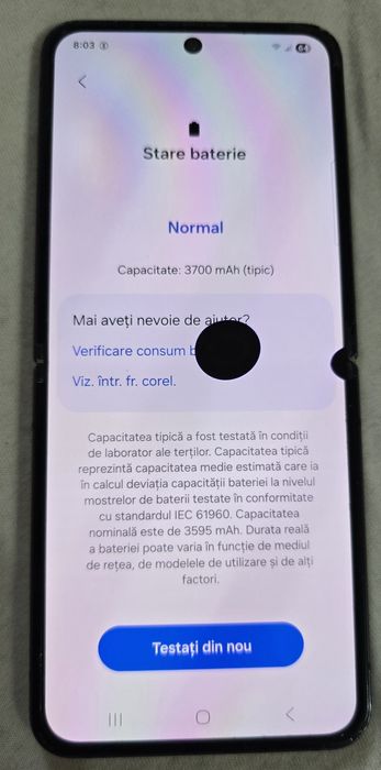Samsung Galaxy Z flip4 cu pată pe display