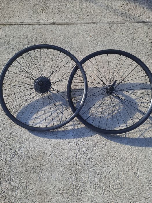 Roti bicicleta in stare buna