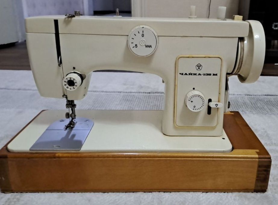 Машинка Швейная "Чайка"