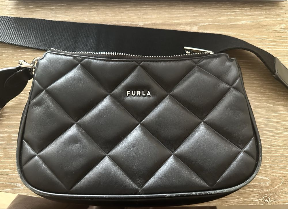 Оригинална чанта Furla
