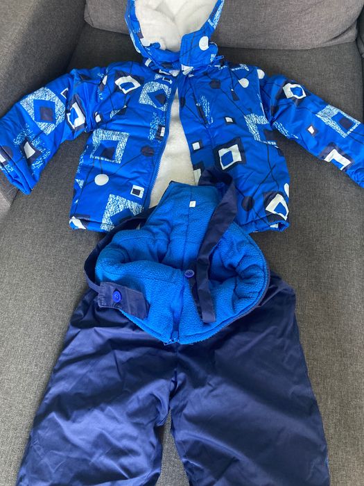 Зимно яке с гащеризон