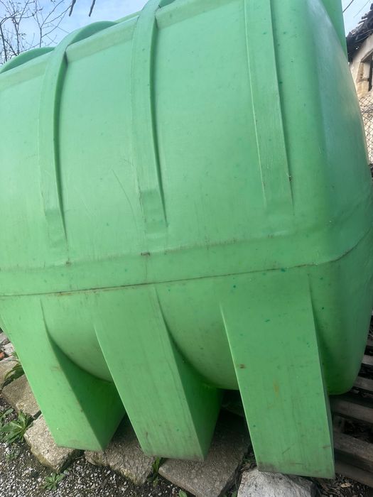 Бидо 5 т става за вода