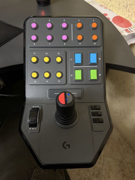 - Logitech Saitek Heavy Equipment Bundle