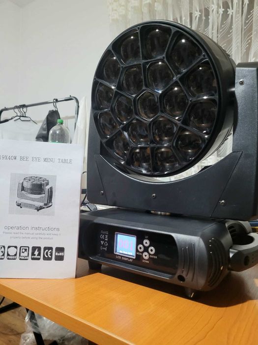Wash 19x40W, RGBW, Zoom, Bee Eye, 760W lumini scena noi cu garantie